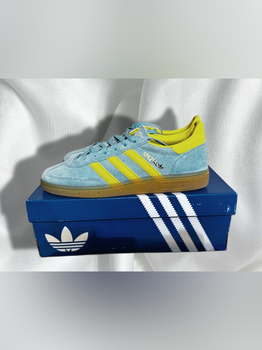 Adidas Turquoise and Yellow Handball Spezial New in Box size 9 1/2 - Picture 3 of 10